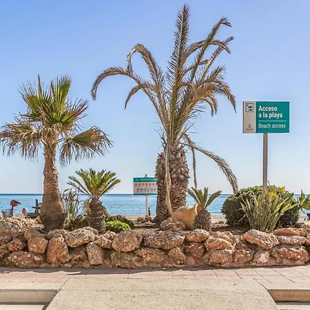 Beautiful Apartment In Torremolinos With Wifi * 托雷莫利诺斯