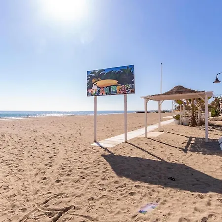 Beautiful Apartment In Torremolinos With Wifi * 托雷莫利诺斯